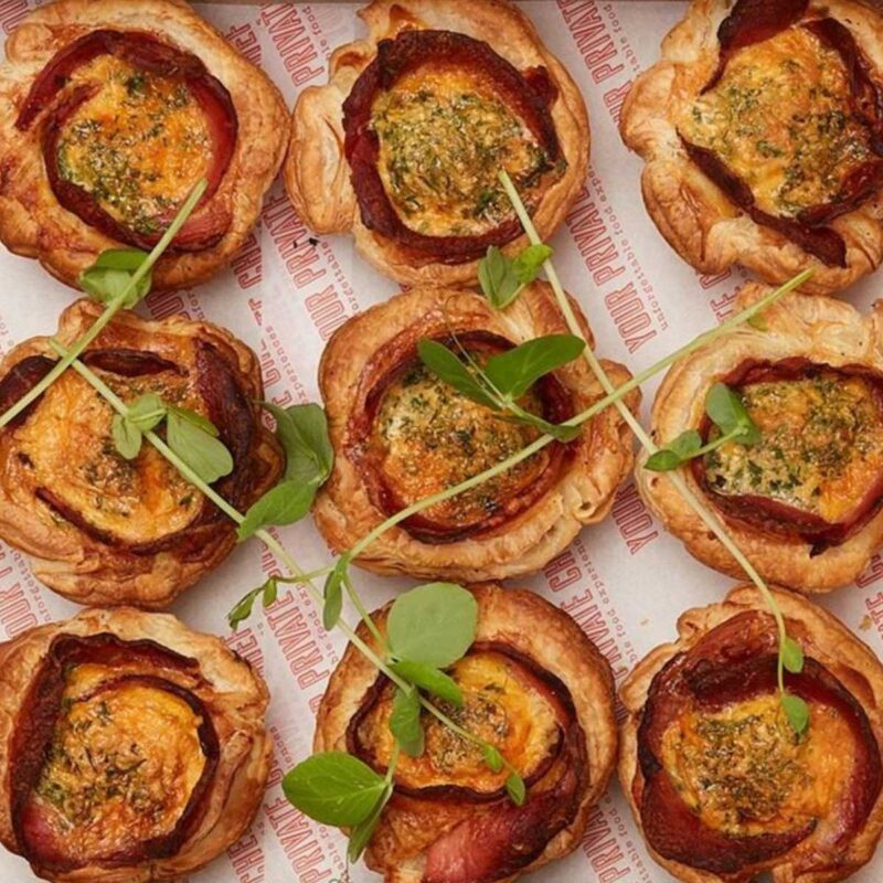 Large Bacon & Egg Breakfast Tart with Puff Pastry Box Collection (12 pieces) - Image 2