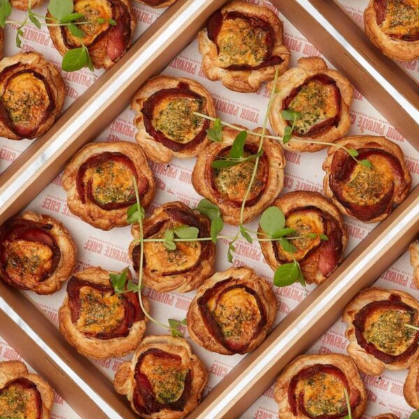 Large Bacon & Egg Breakfast Tart with Puff Pastry Box Collection (12 pieces)