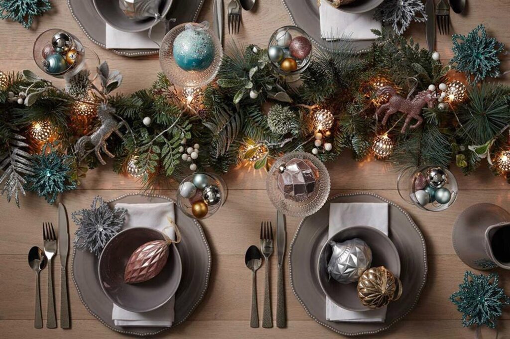 Christmas Gourmet Buffet - Premium Main & Dessert to share