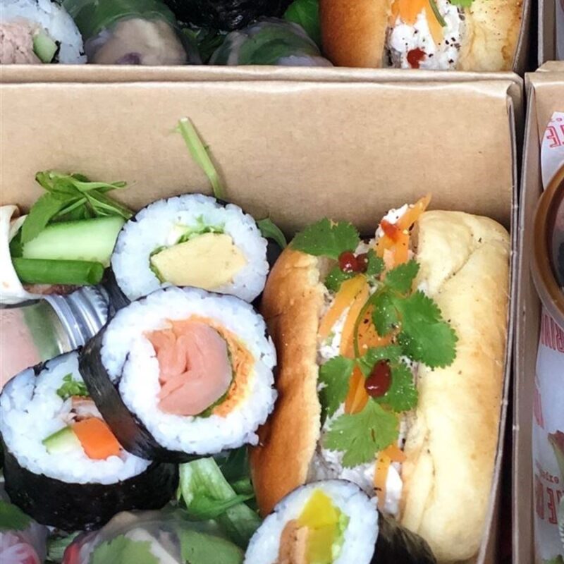 Individual Oriental graze box