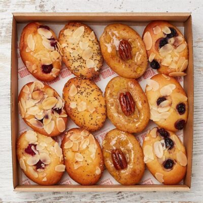 Large Bacon & Egg Breakfast Tart with Puff Pastry Box Collection (12 pieces)