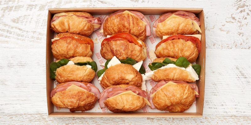 Turkish roll box - Brekky bacon & egg platter (large) (warm)