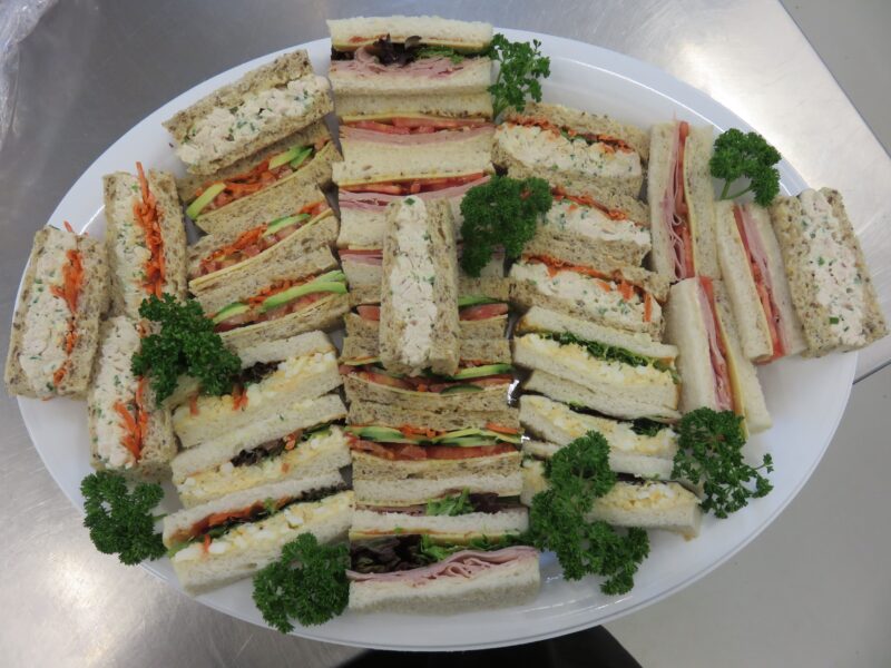 Pressed egg, smoked paprika, relish & mixed leaf finger sandwich (v, nf, df) - Image 3